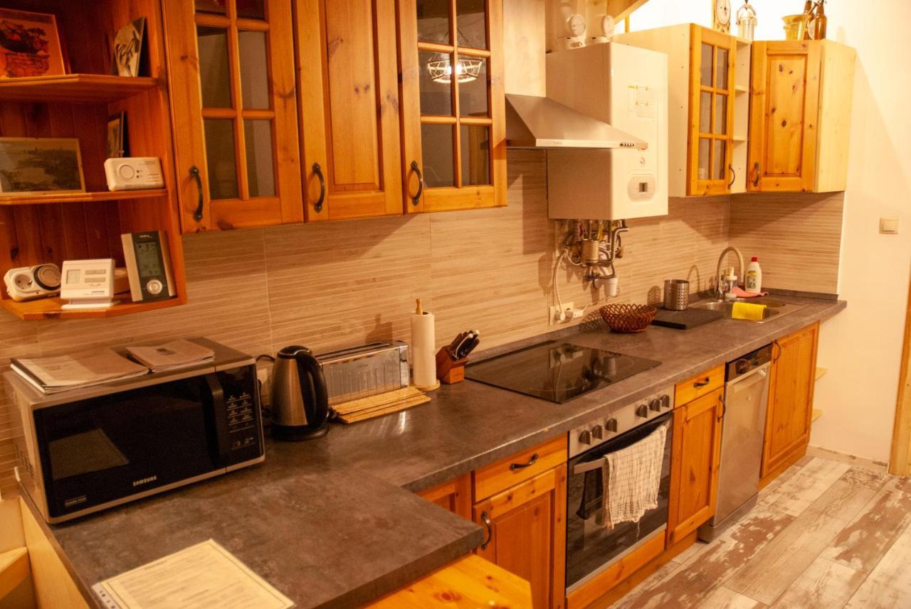 Western Apartman บูดาเปสต์ ภายนอก รูปภาพ